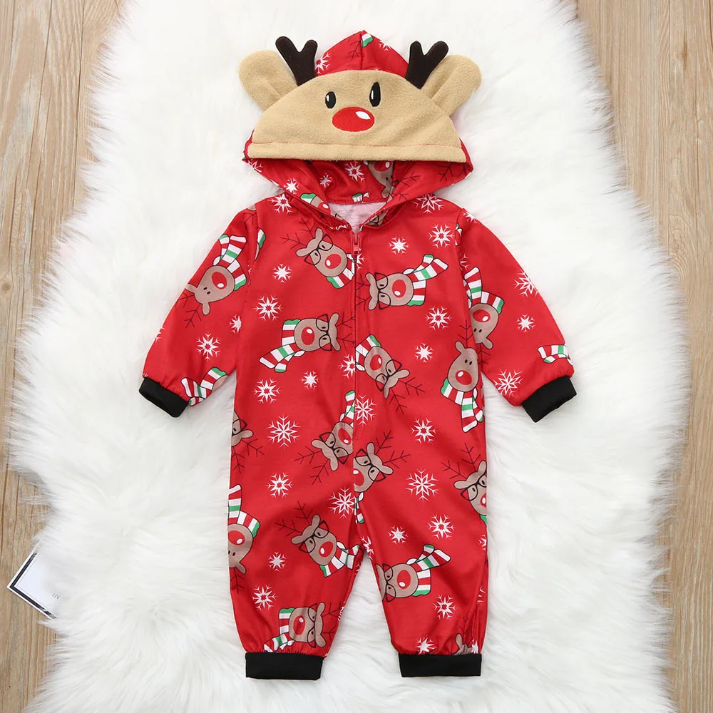 

HH Christmas Pajamas Family Matching Clothes Christmas 2020 Red Hooded Baby Romper Mother Daughter Father Son Outfits Sleepwear