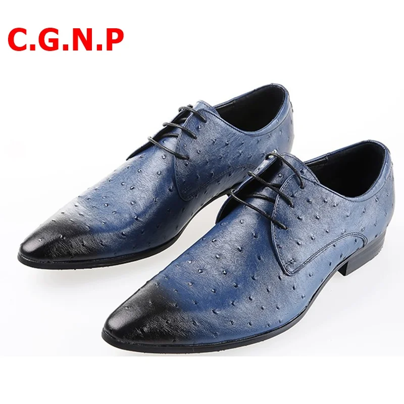 

Формальные мужские туфли из натуральной кожи с узором страуса и острым носком