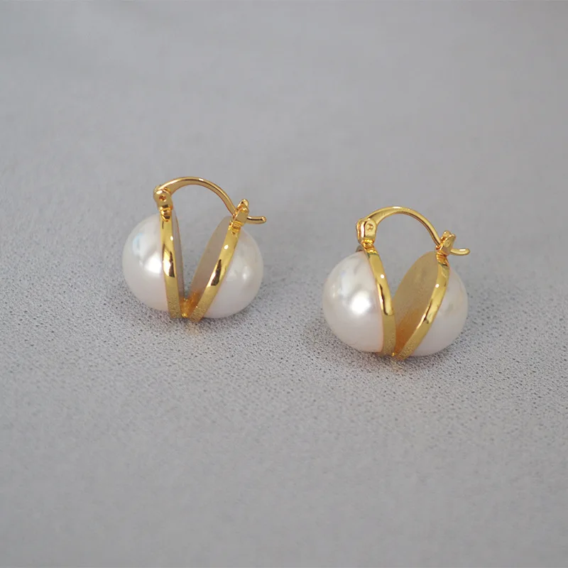 

South Korea half pearl brass earring earrings temperament simple woman