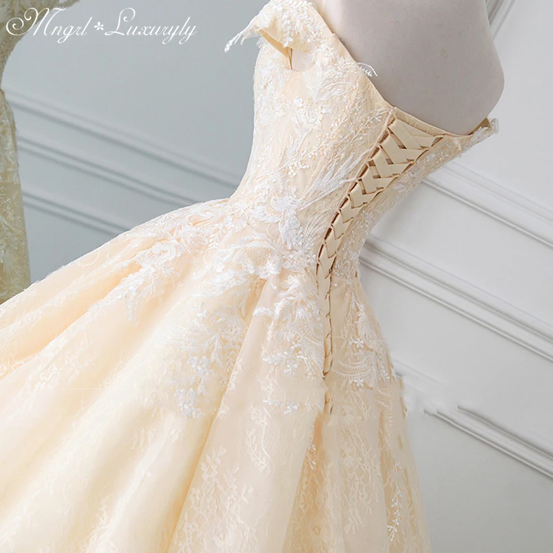 

Luxury Wedding Dresses Sleeveless Tube Top Lace Applique Charming Gowns Embroidery Back Lace Up vestido de noiva Court Train