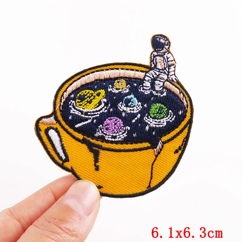 Термоклейкие нашивки с изображением космонавта астронавта инопланетянина НЛО -