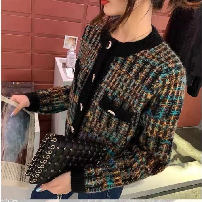 

Осенний Новый женский свитер в стиле радужной полоски