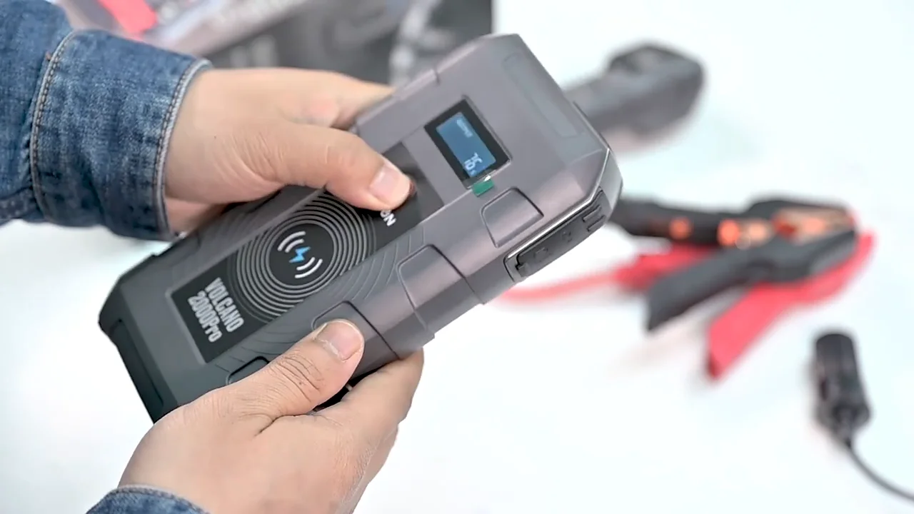 

2021 Multifunctional 2000a Power Bank Jumpstarter For Automobiles 12v Protable Car Jump Starter Battery Booster Car