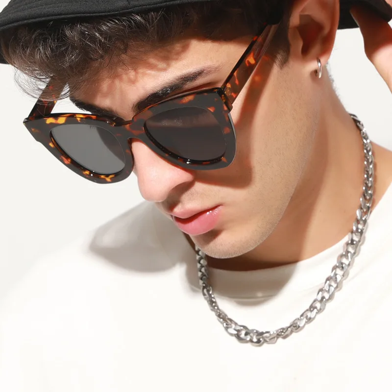 Очки солнцезащитные женские кошачий глаз модные роскошные брендовые