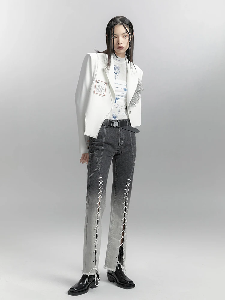 

White stitching cloth label short suit jacket female design sense niche small suit