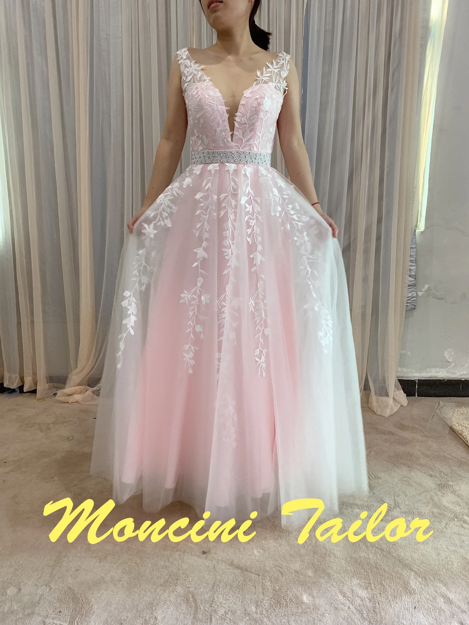 

Light pink lace tulle Evening Dress 2023 New different color luckgirls pleated beaded long Customizable fashion Moncini Tailor
