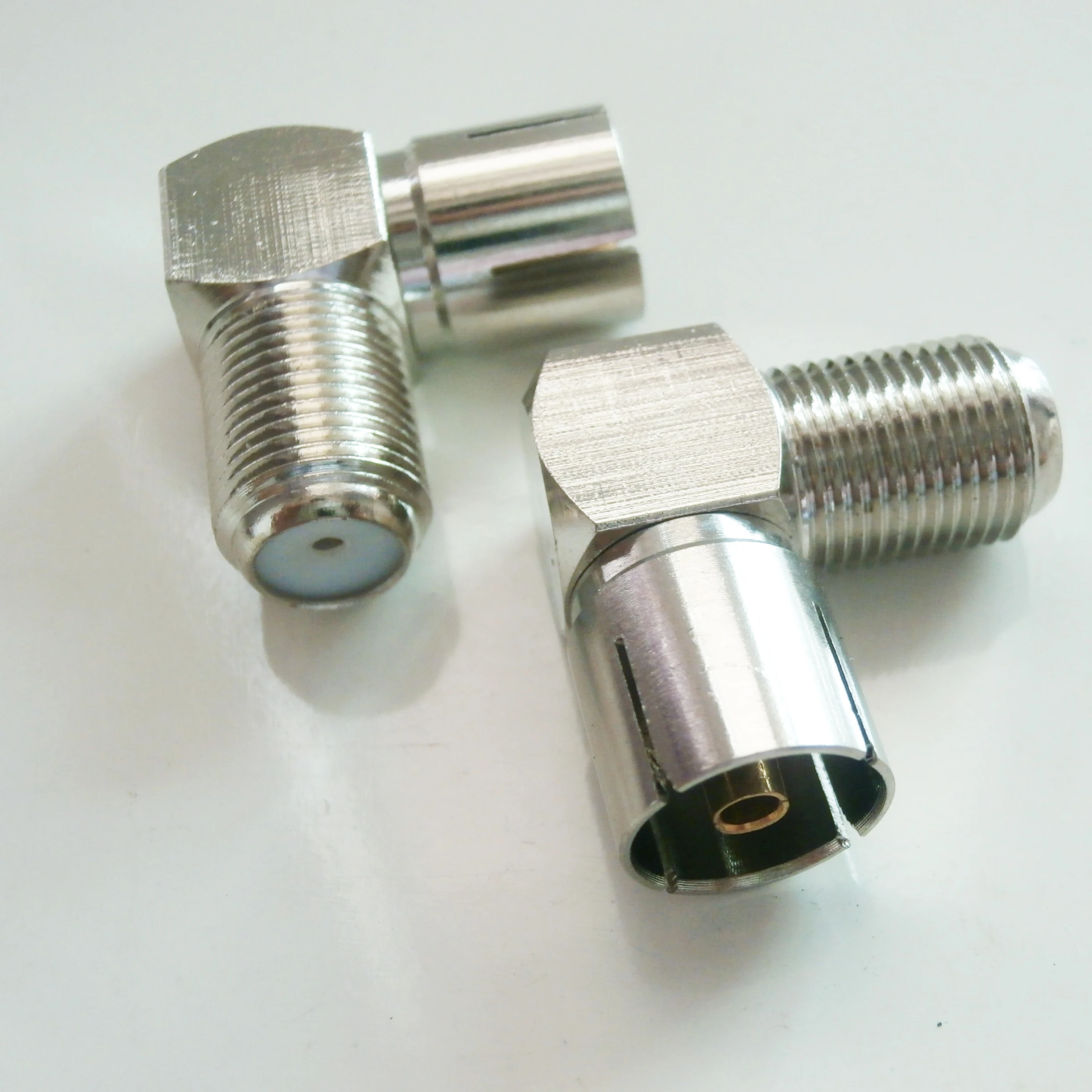 

1PCS F TV Female jack to IEC PAL DVB-T TV 9.5mm Female right angle adapter connector