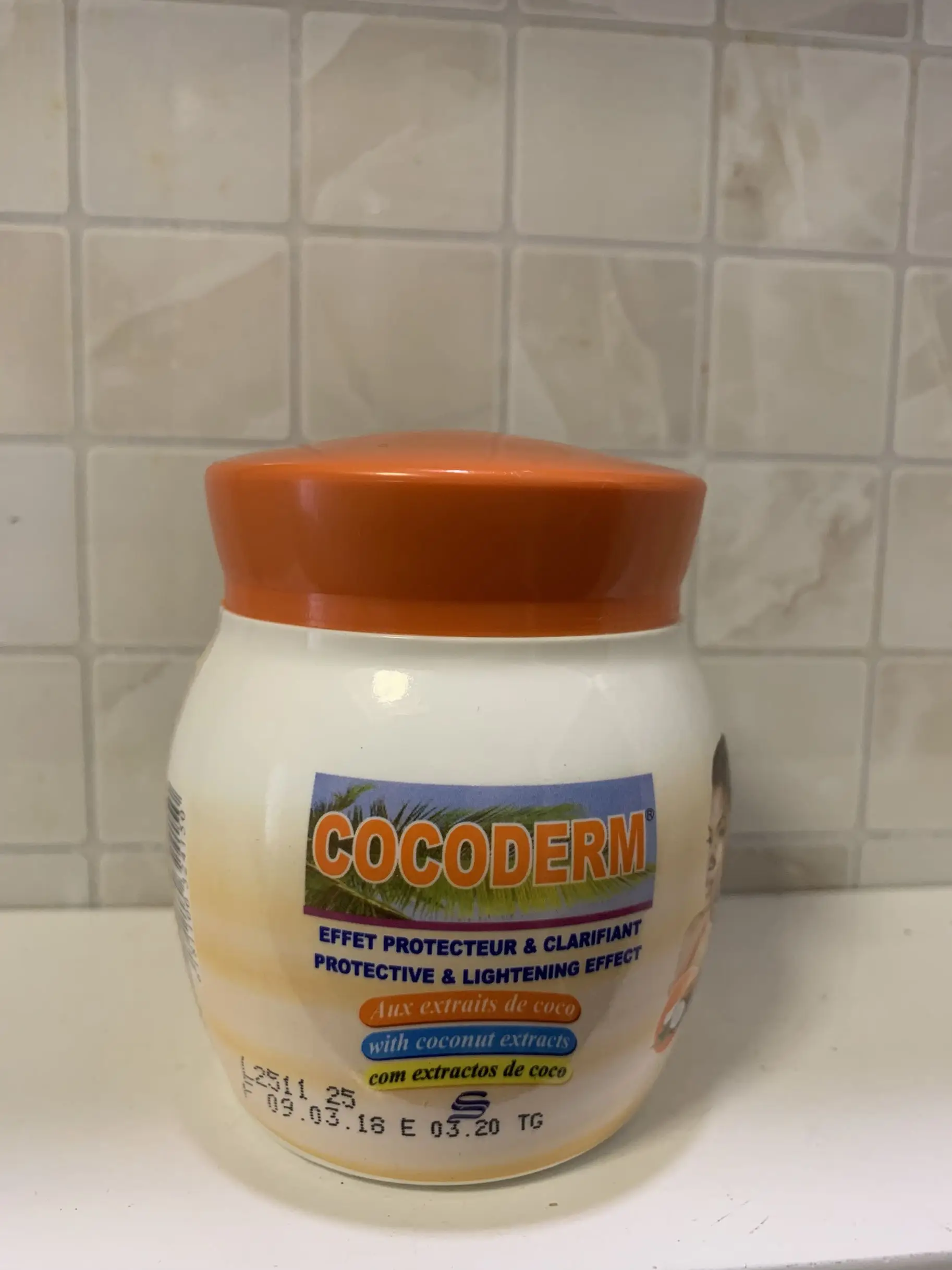 COCODERM | Защитный и Осветляющий крем 300 мл Красота здоровье