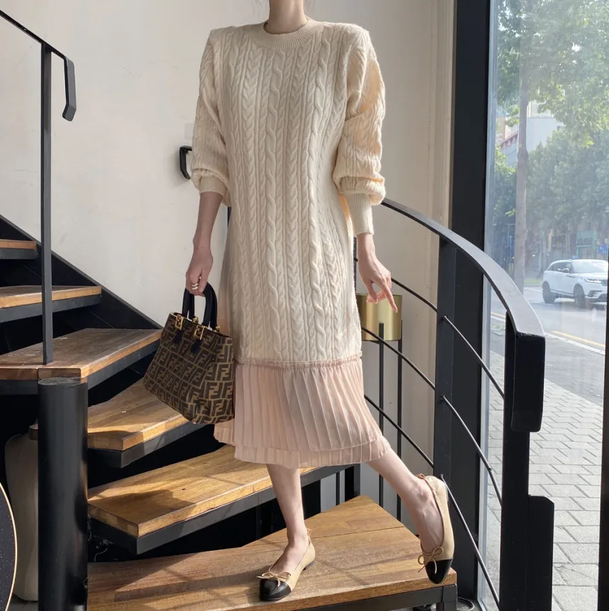 

Winter Sweater Dress Women Warm Loose Thick Knitted Dresses Patchwork Lantern Sleeve O-Neck Vintage Vestidos Robe Female