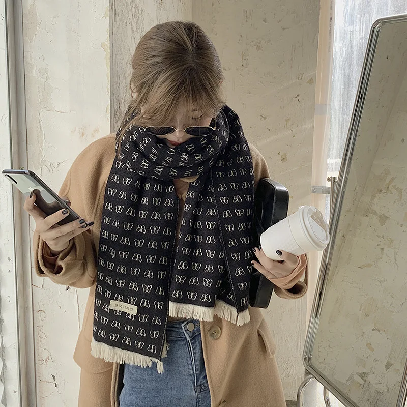 

Scarf Female Color Matching Butterfly Imitation Cashmere Korean Fashion Long Shawl Autumn and Winter Warm All-match Cute