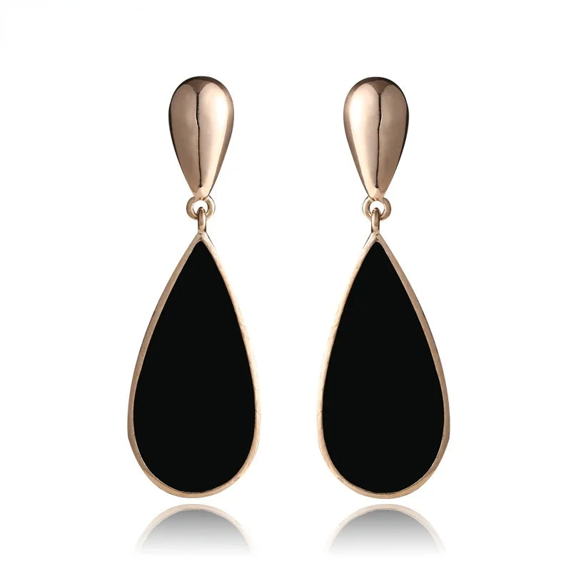 

Megin D винтажные Простые повседневные Роскошные серьги-гвоздики из сплава в форме капли воды для женщин любовник мать друг модный дизайн пода...