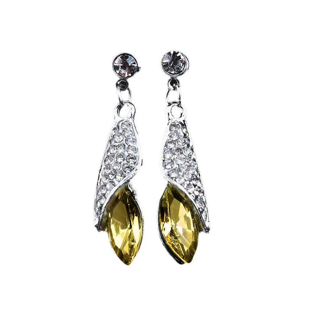 2017 последние трендовые стильные популярные статусные серьги в форме кристаллов