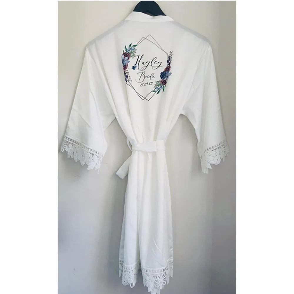 Изготовленный на заказ кружева с геометрическим узором свадебное платье невесты