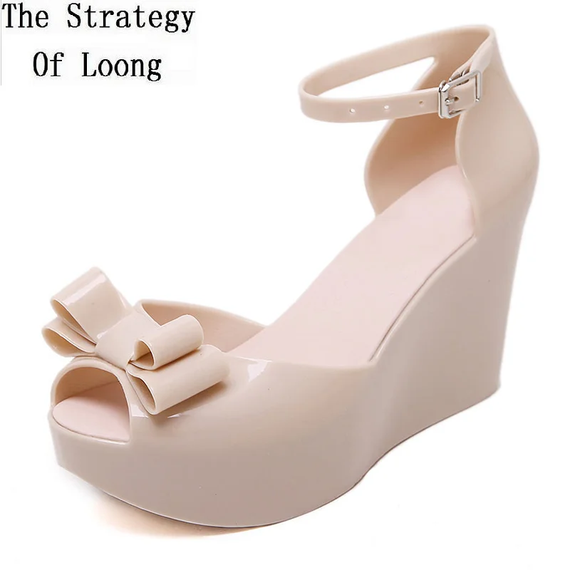 Женские пляжные сандалии с открытым носком туфли желе на очень высокой танкетке