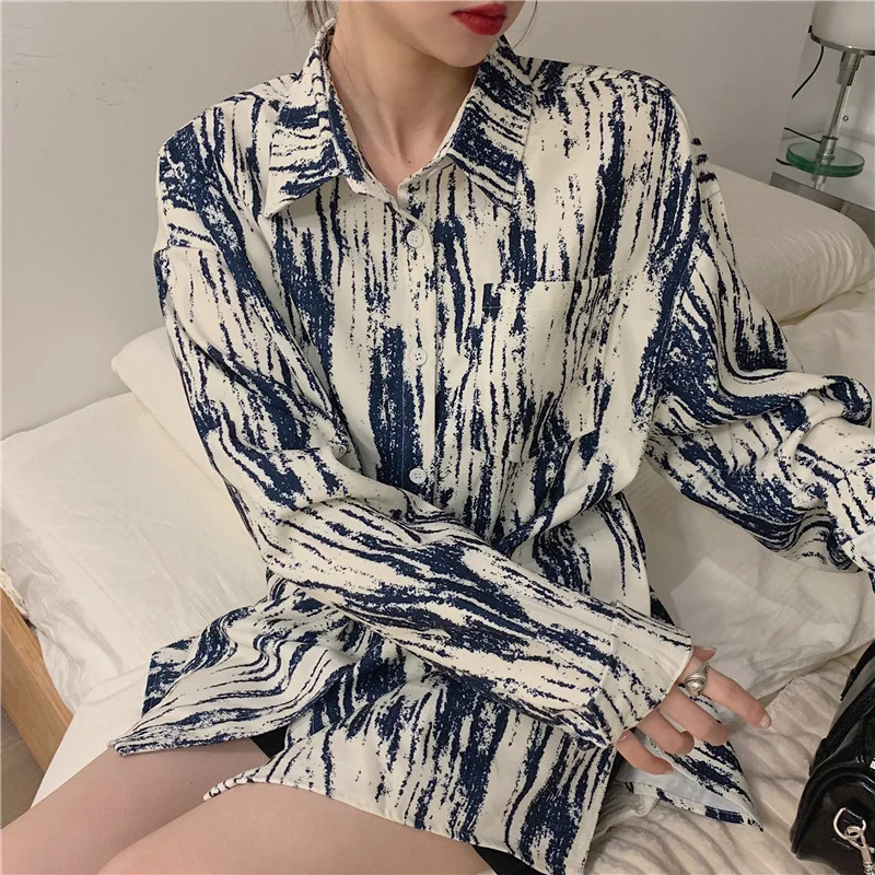 

Рубашка женская с воротником-стойкой и принтом, на раннюю весну