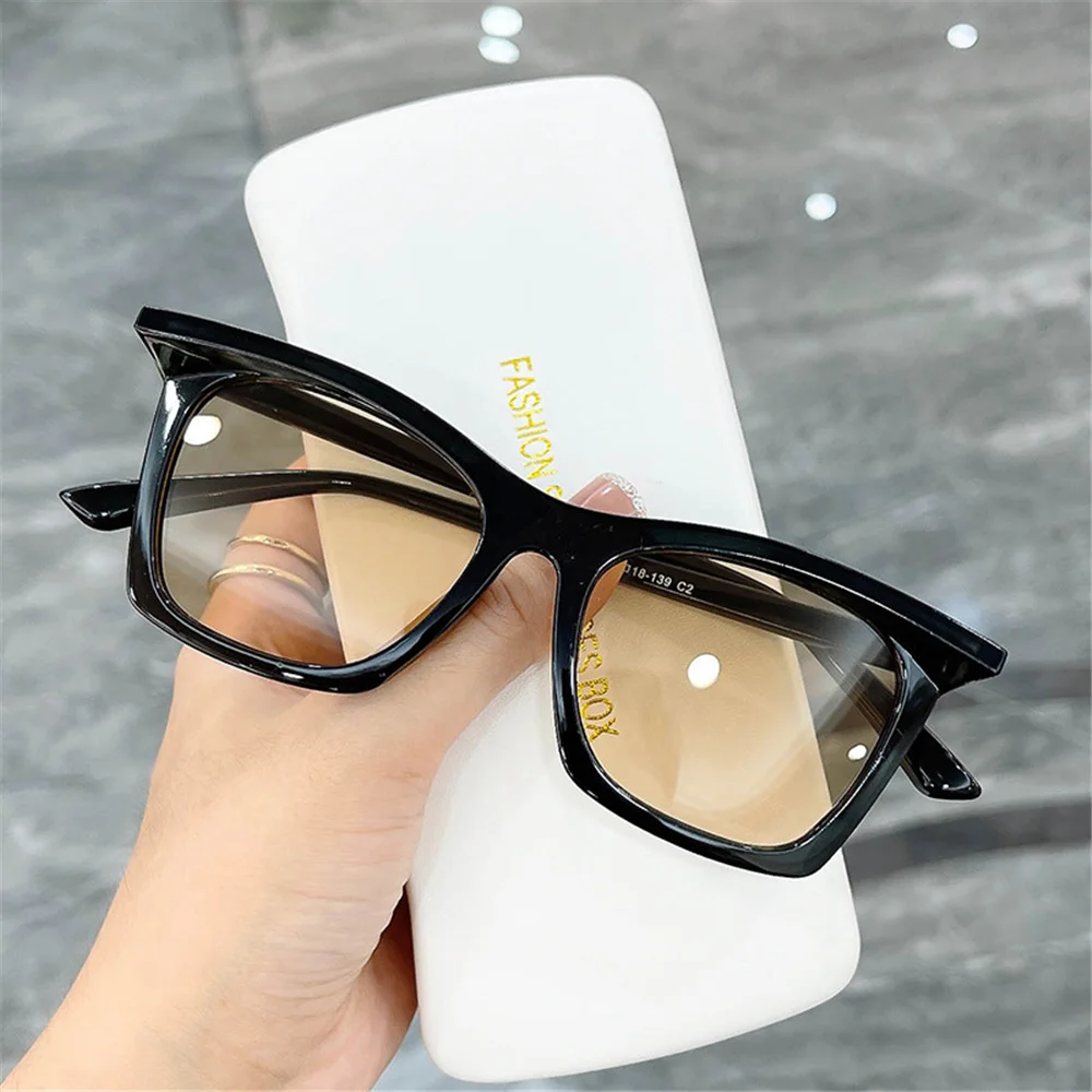 

SHENGMEIYU Square Frame Sunglasses Female Vintage Retro Sun Shade Women's Eyewear Luxury Brand Designer Cateye Eye Glasses