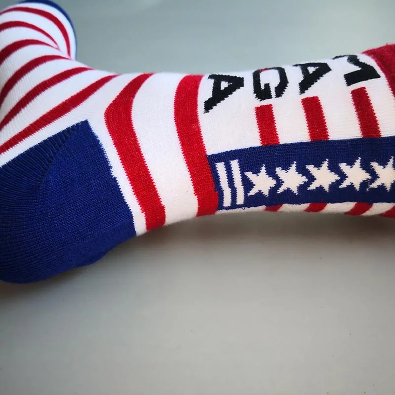 

American President Donald Trump Socks Unisex Funny Flag Print Adult Casual Crew Socks Men Hip Hop Skateboard Sokken Divertidos