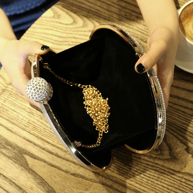 

Luxury Crystal Diamond Pearl Oval Evening bags Gold Chain Day Clutches small Party Wedding Handbags and Purses bolsa feminina