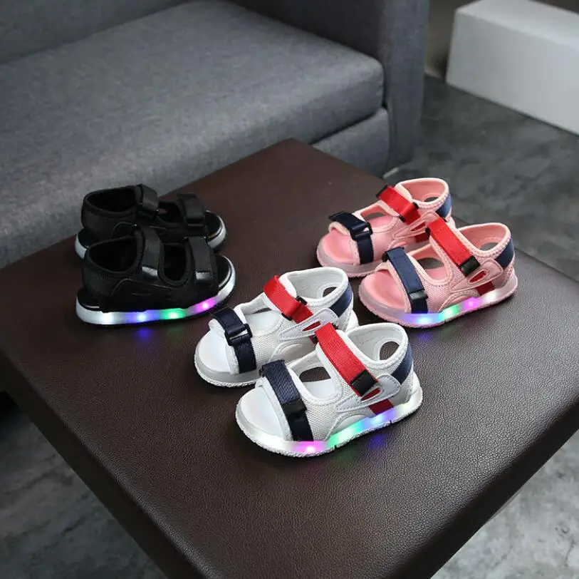 Детские светящиеся сандалии детская летняя обувь спортивные для мальчиков и