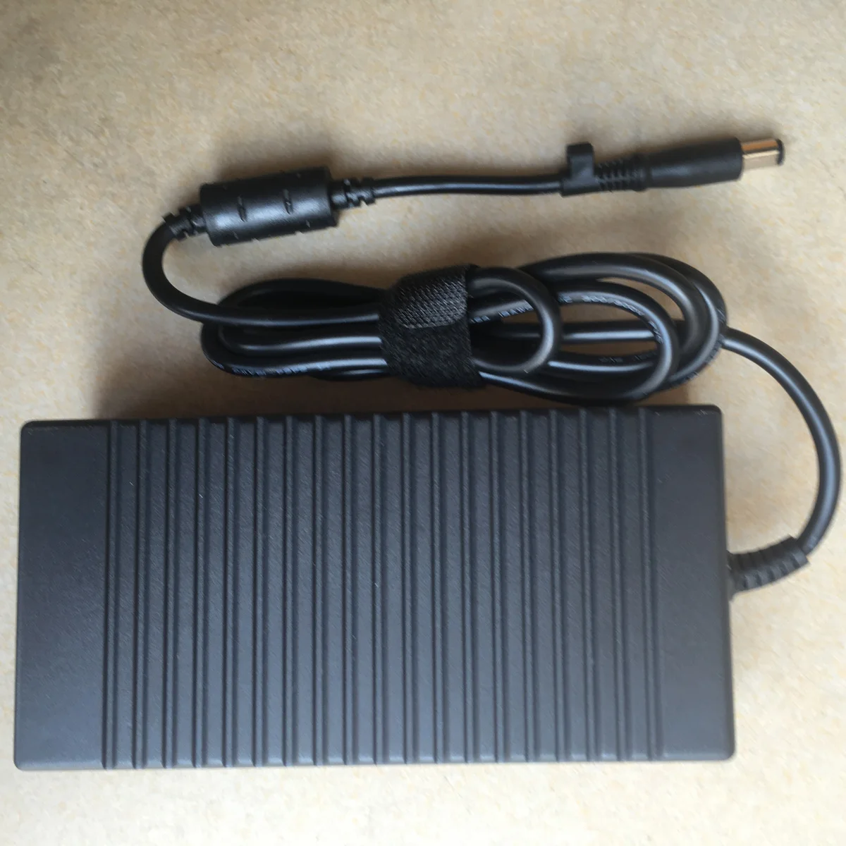 Оригинальный адаптер для ноутбуков Hp Pavilion HDX9000 HDX 9100 HDX9300 HSTNN-HA03 2SELF 397604-001 19V 9.5A 180W