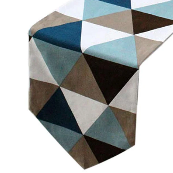 

Modern Geometric Triangle-Pattern Table Runner - Polyester Fabric Table Top Decoration Home Decor