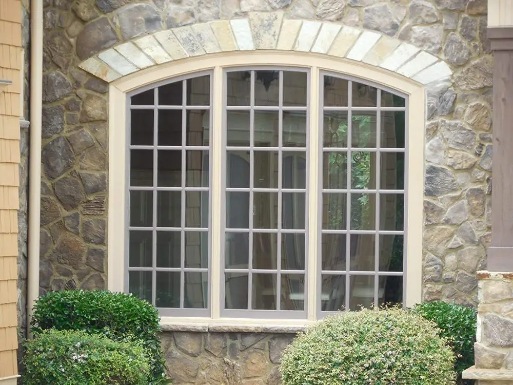 Термоизоляционная стеклянная пленка длиной 5 м серого и серебряного цвета