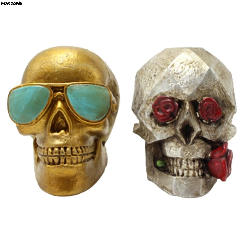 

2pcs Ghost Head Car Air Freshener Clip Air Outlet Skeleton Head Perfume Clip Aromatherapy Diffuser For Auto Styling Pendant