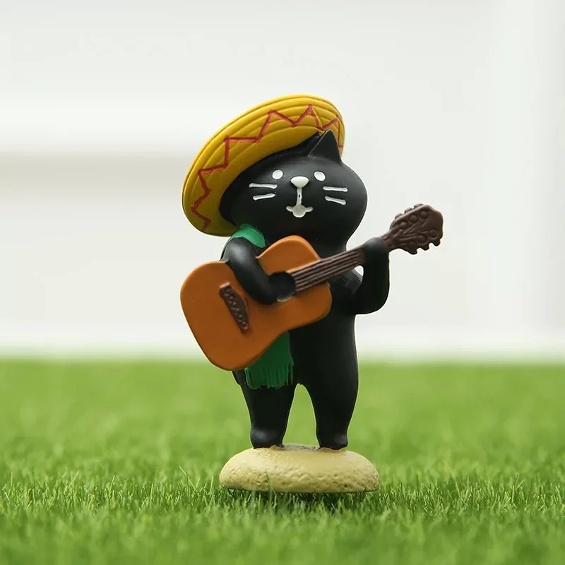 

Миниатюрная фигурка из смолы, ручной работы