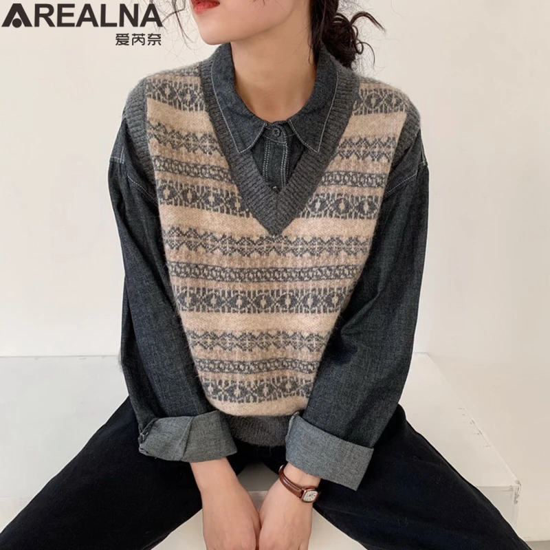 Осенне-зимний Трикотажный Свитер оверсайз в полоску с узором ромбиками