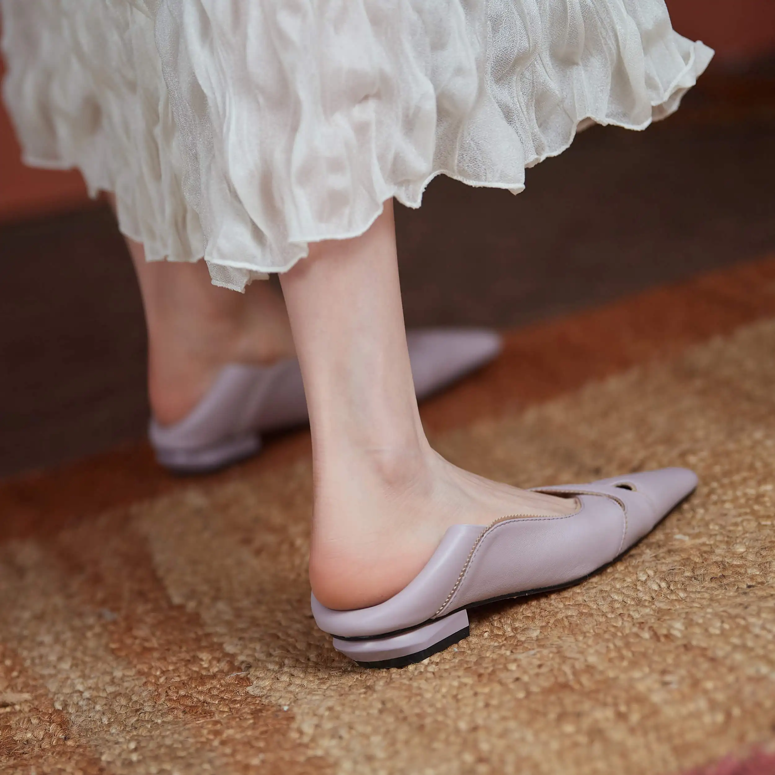 

Krazing Pot new sheep leather square toe low heels shallow streetwear high fashion British school solid slip on women pumps L03