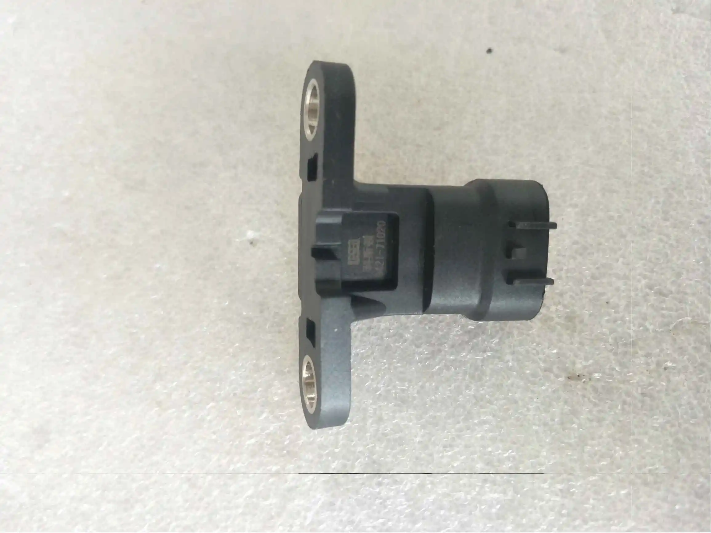 Датчик давления воздуха на входе для MINI (R50 R53) TOYOTA COROLLA 13627801387 893901080A 74701N20