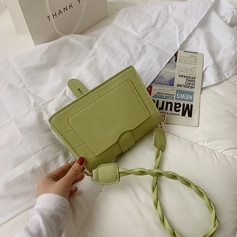 

Crocodile Pattern Women PU Leather Flap Crossbody Bags Solid Color Retro Small Handbags Female Trendy Elegant Shoulder Bag Sac