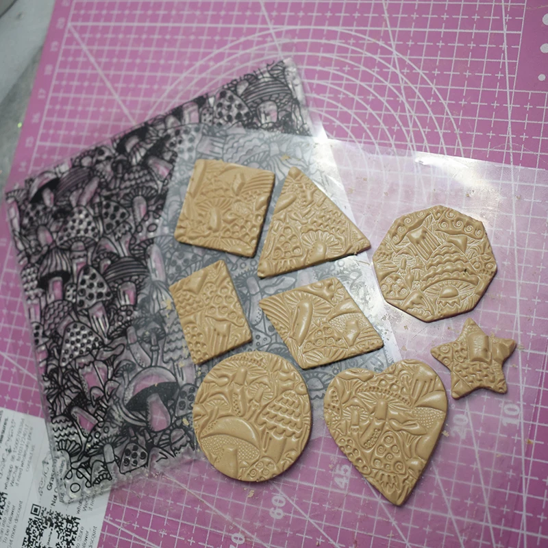 

Pottery Tool Texture Embossing Stamp Sheets Cute Mashroom Pattern Polymer Clay Tool Stamping Template Mat for Jewelry Ceramic