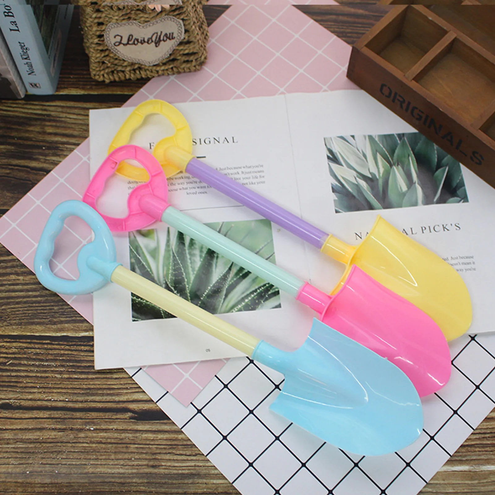 

Beach Shovel Beach Toy Kids Outdoor Digging Sand Shovel Play Sand Tool Playing Shovels Play House Toys Summer Accessories