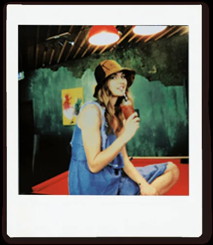 Special Edition! Фотокамера моментальной печати Taylor Swift Fujifilm Instax SQUARE SQ6
