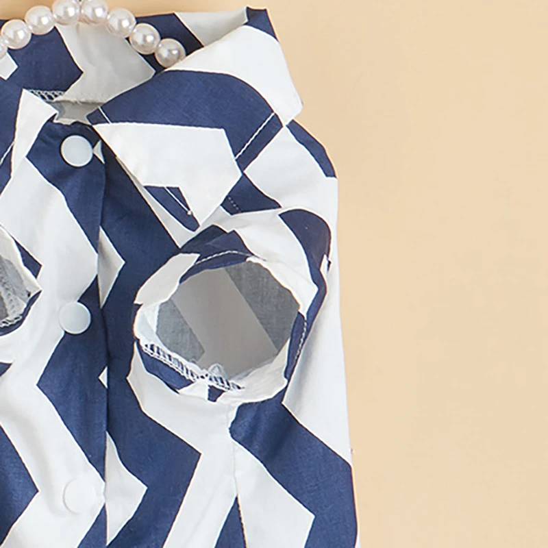 

2021 new dog Dog clothes Clothing for cats pet Hawaiian shirt small dogs french bulldog T-shirt Oversized live Cute fold line an