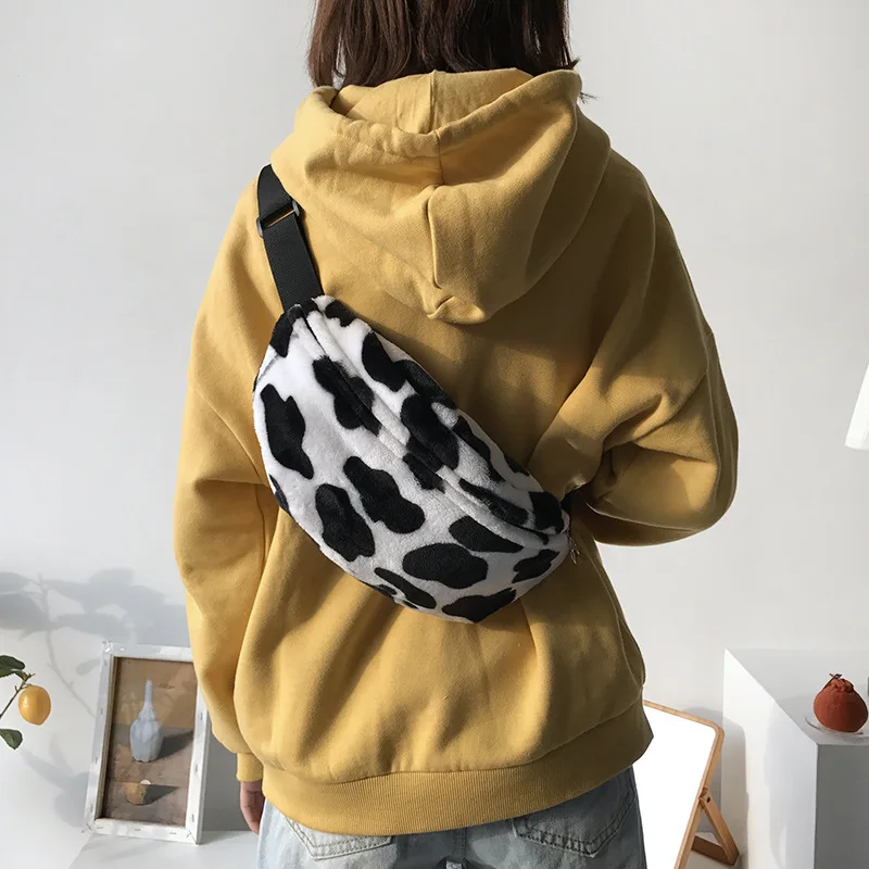 

Ladies waist bag cow plush wild small chest bag simple casual shoulder bag messenger bag cute style