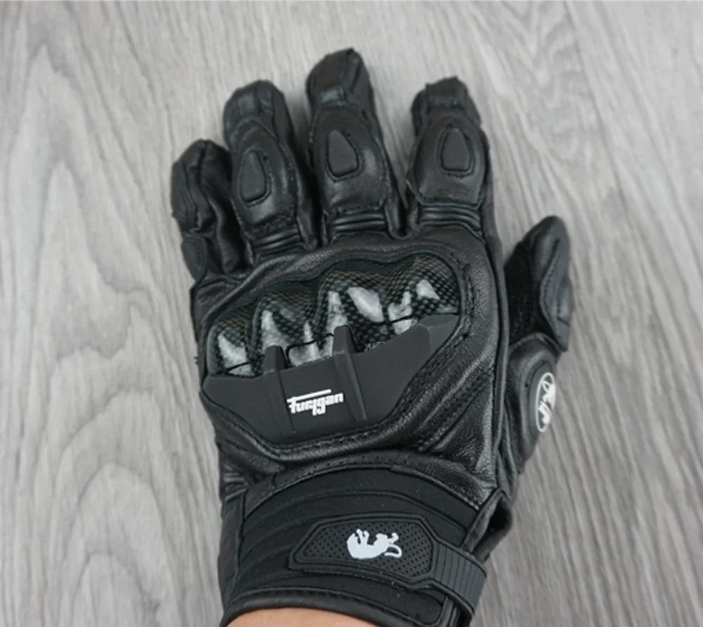 Мотоперчатки afs. Furygan перчатки. Мотоперчатки furygan. Мотоперчатки furygan. Крашер перчатки в машину.