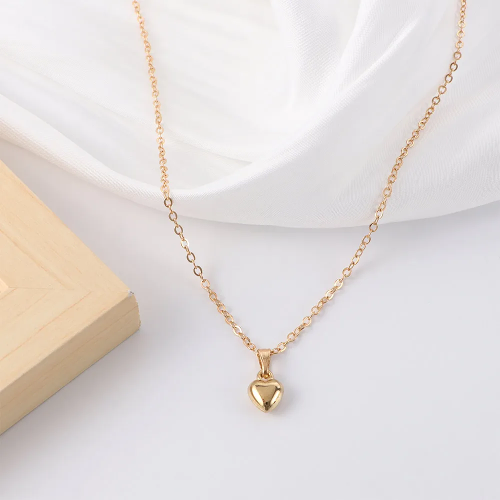 

Женское колье с маленьким сердцем, корейское Винтажное колье до ключиц, простое стильное украшение для шеи