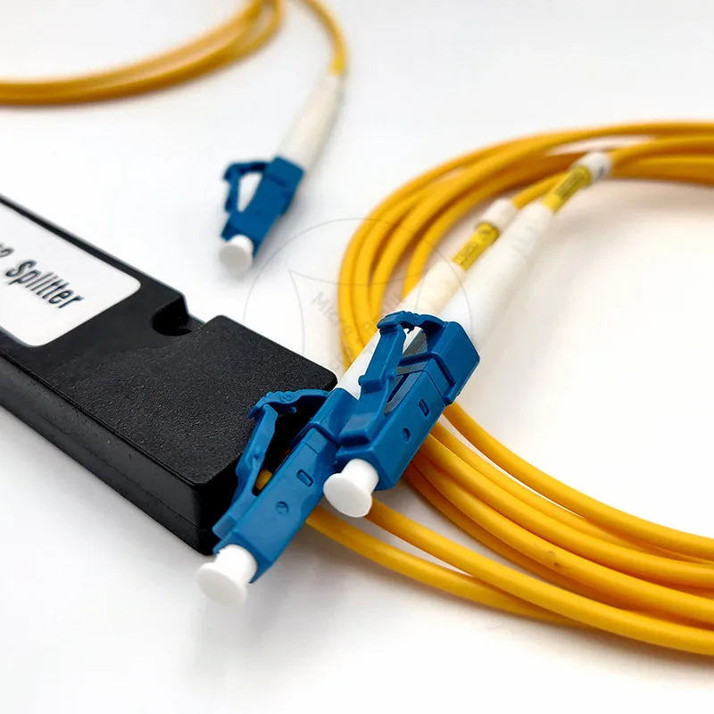 Оптоволоконный FBT сплиттер LC/UPC коннектор 1x2 SM 1310 нм бесплатная