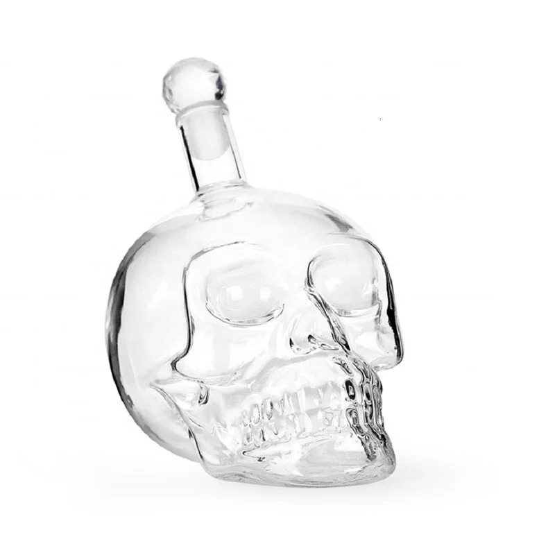 Набор стеклянных чашек в виде черепа стеклянный графин с хрустальным черепом