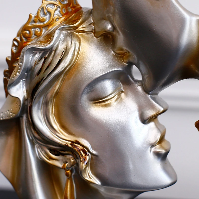 

Nordic Creative Couple Kissing Statue Lover Sculptures Abstract Modern Art Home Decoration Living Room Wedding Gift Accessories