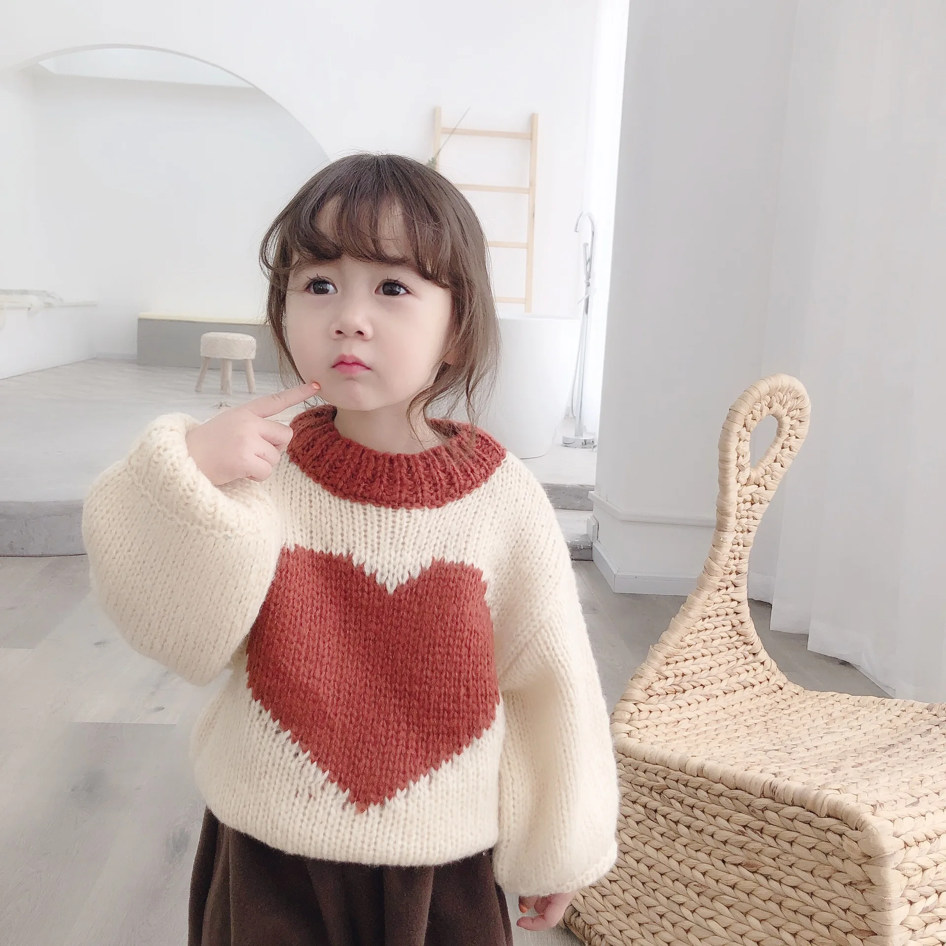 Корейский стиль шерстяные вязаные свитера с сердечками для девочек 2019 г. осенне