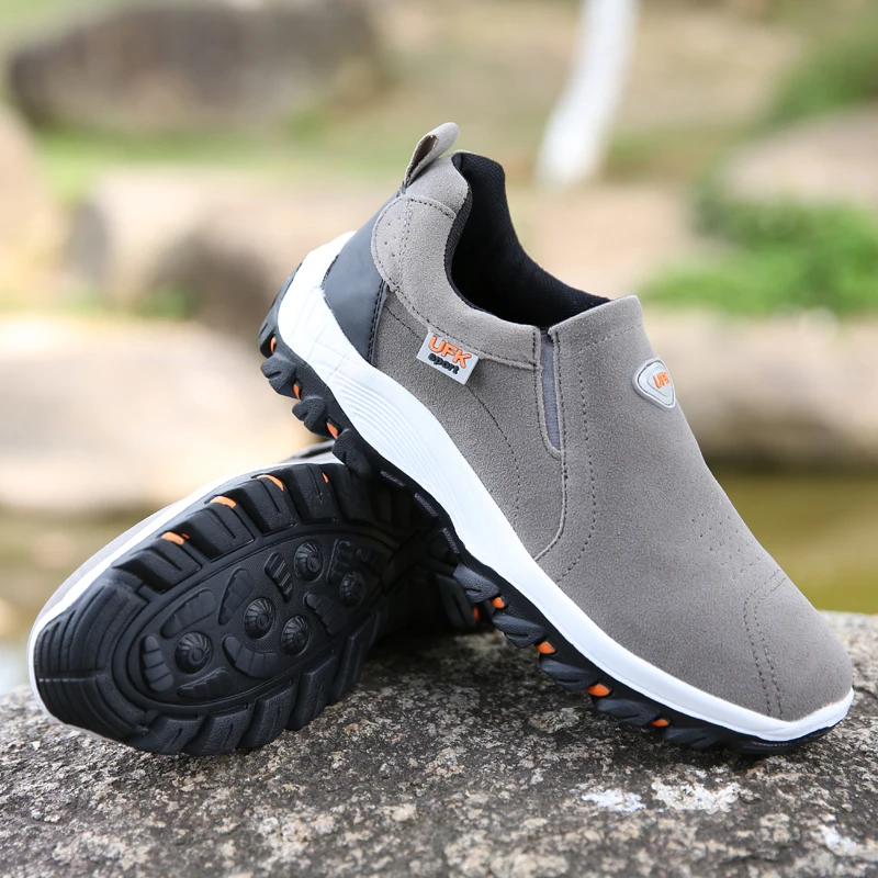 Wear-resistant Outdoor Trekking Shoes for Men Comfortable Casual Sports Shoes Hiking Camping Shoes Men's Suede Leather Shoes