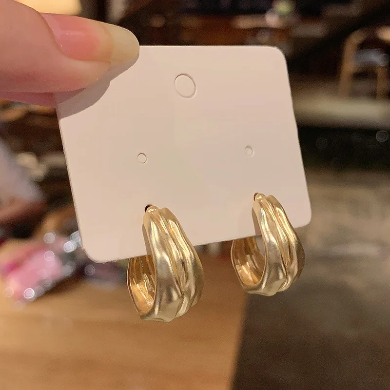 

Origin Summer Luxury Irregular Wide Hoop Earring for Women Gold Color Metallic Circle Wedding Earring Jewelry Pendientes