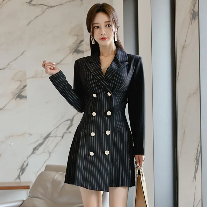 Женское мини платье трапеция с двумя пуговицами размера плюс осенне зимнее