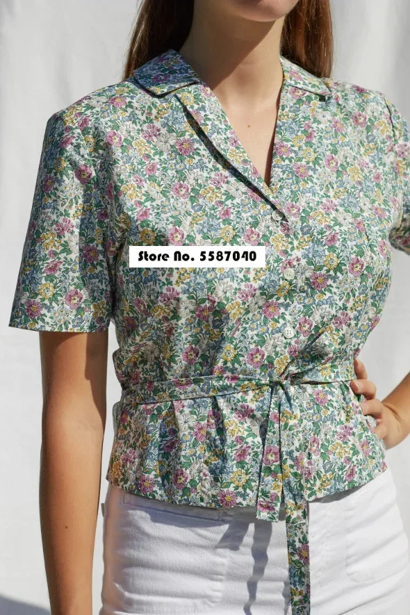 

2020 Early Autumn New Product Rural Style Shirt with V-neck Floral Short-sleeved Waist Top Women