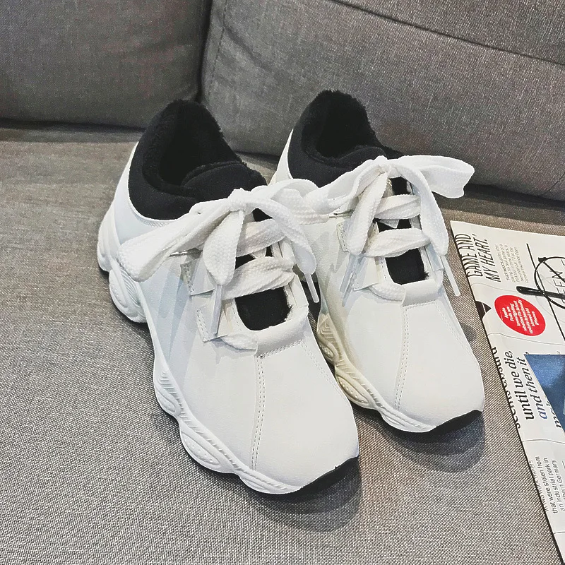 Женские кроссовки на массивной подошве розовые повседневные платформе