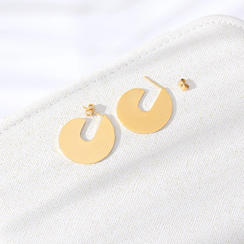 New to the ring ear Geometric semicircle Glamour woman jewelry Gold stainless steel earrings Gift for best fri | Украшения и