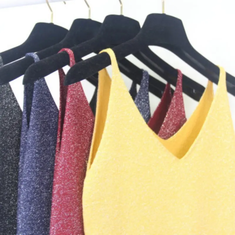 Майка женская трикотажная с V-образным вырезом пикантный топ золотыми нитями